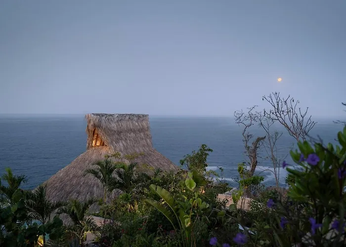 Holiday home Casa Yuri Luxury Cliffside Zihuatanejo
