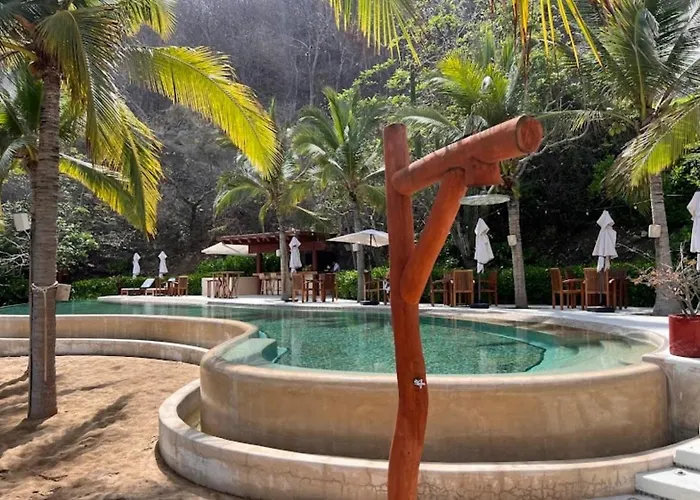 Casa Yuri Luxury Cliffside *