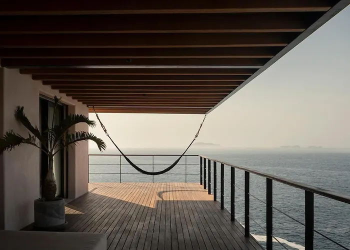 Casa Yuri Luxury Cliffside Holiday home Zihuatanejo