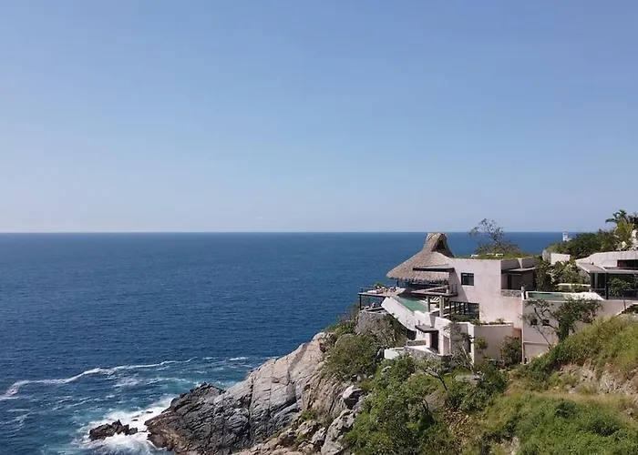 Casa Yuri Luxury Cliffside