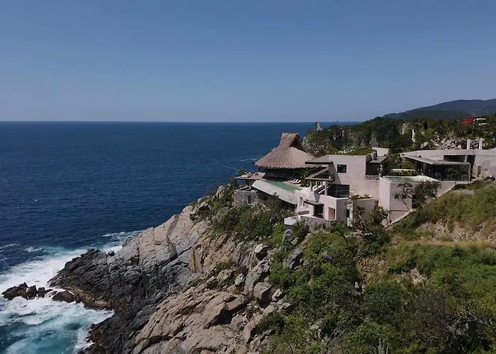 Holiday home Casa Yuri Luxury Cliffside Zihuatanejo